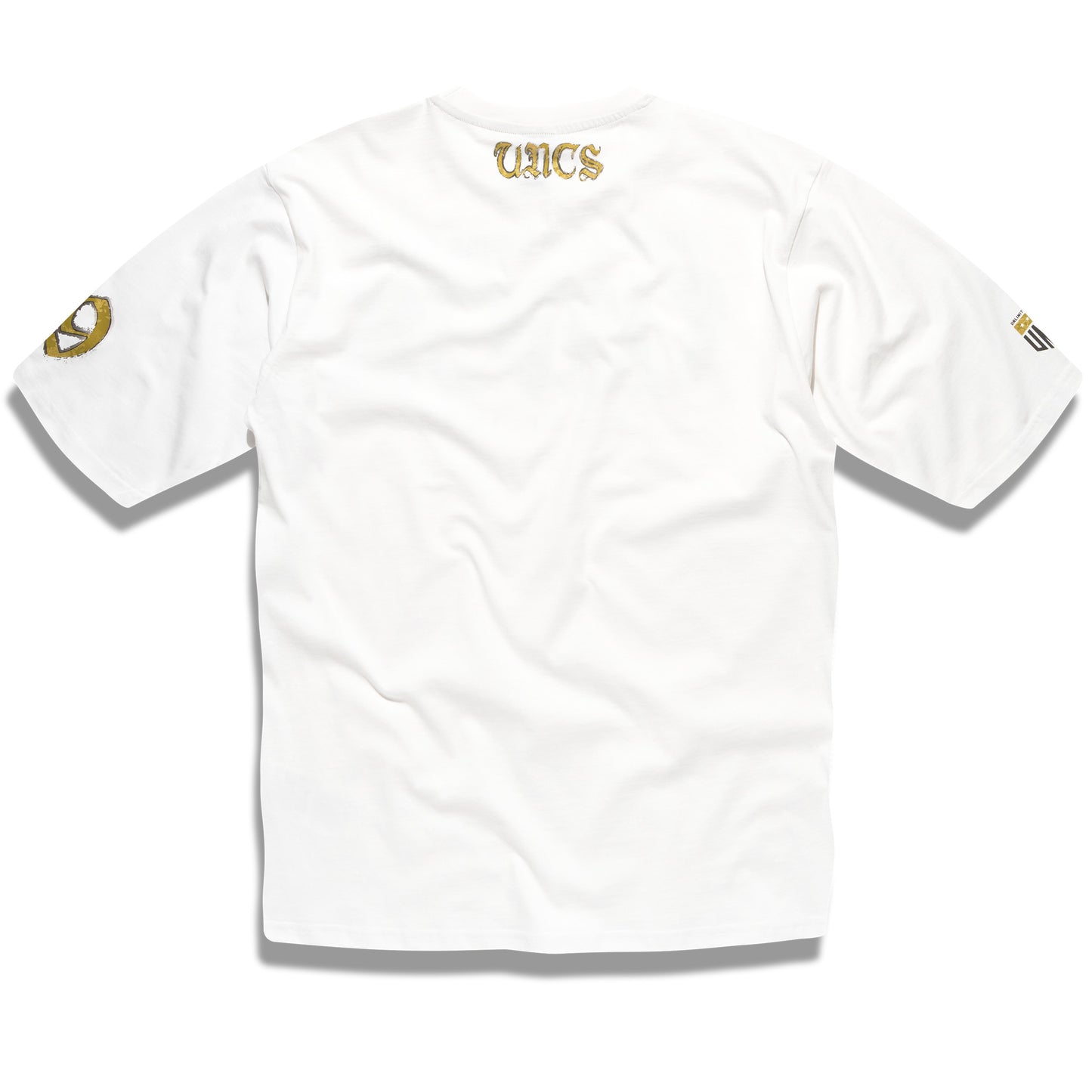 Zadní strana pánského bílého trička UNCS s potiskem, streetwear oblečení pro muže až do velikosti 6XL.