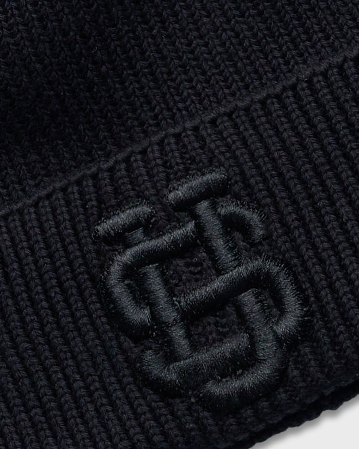 Pánská čepice GENUINE BLACK