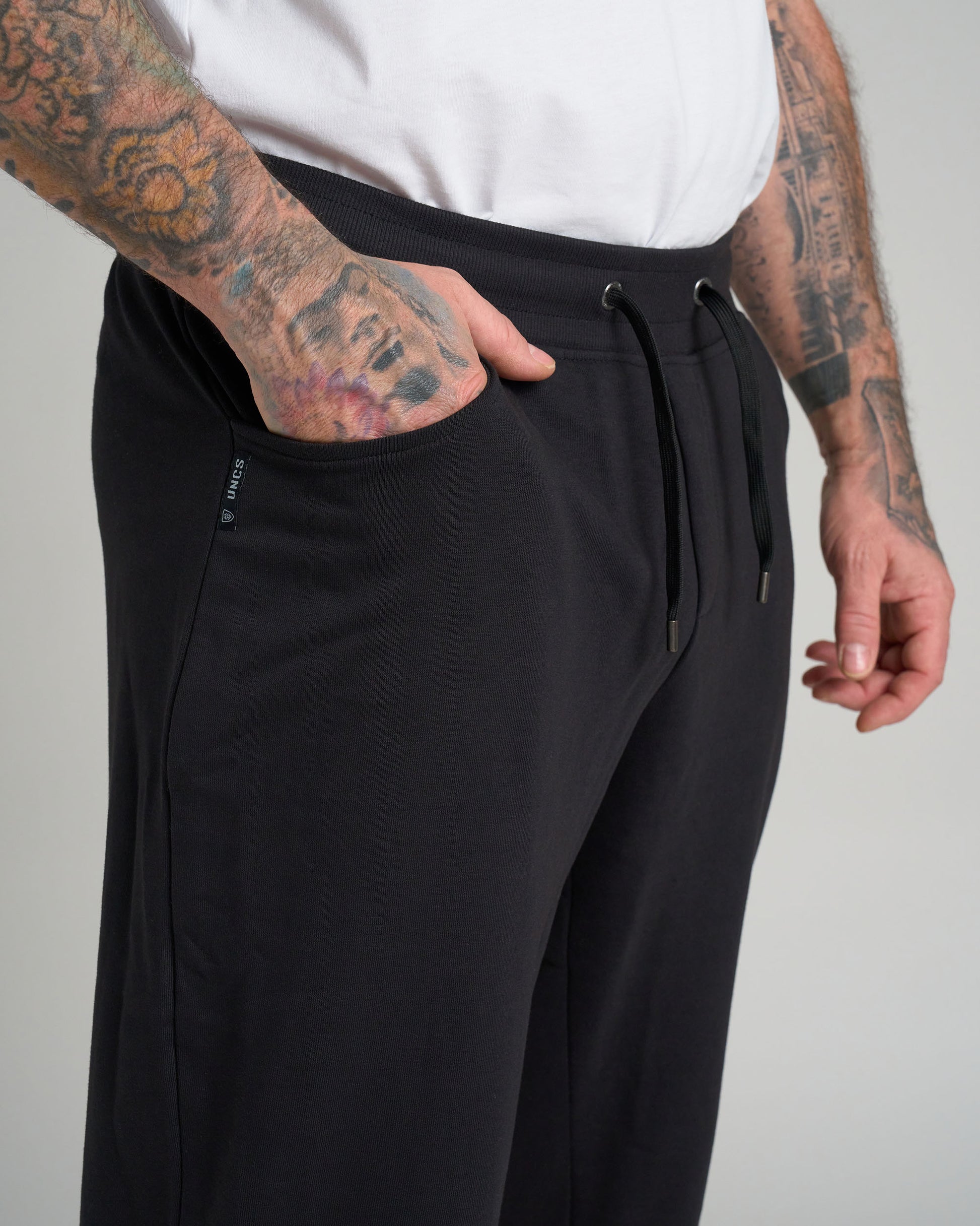 Pánské tepláky BASIC III BLACK