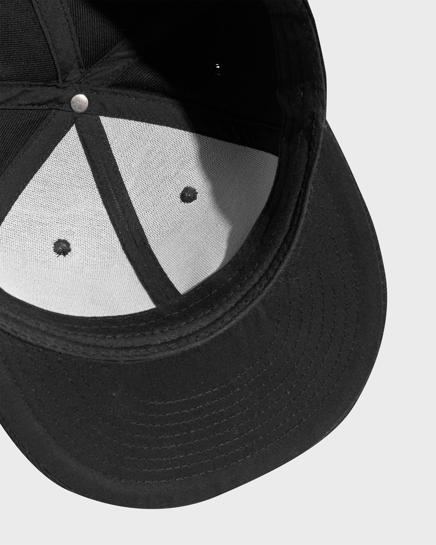 Pánská čepice WINGS BLACK/WHITE