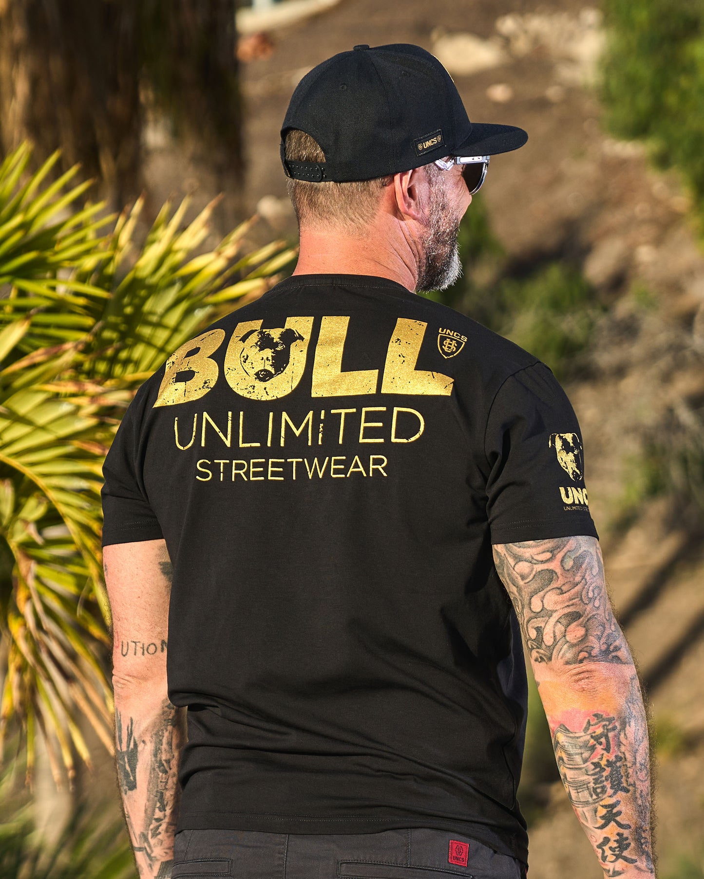 Pánské triko BULL III BLACK/GOLD