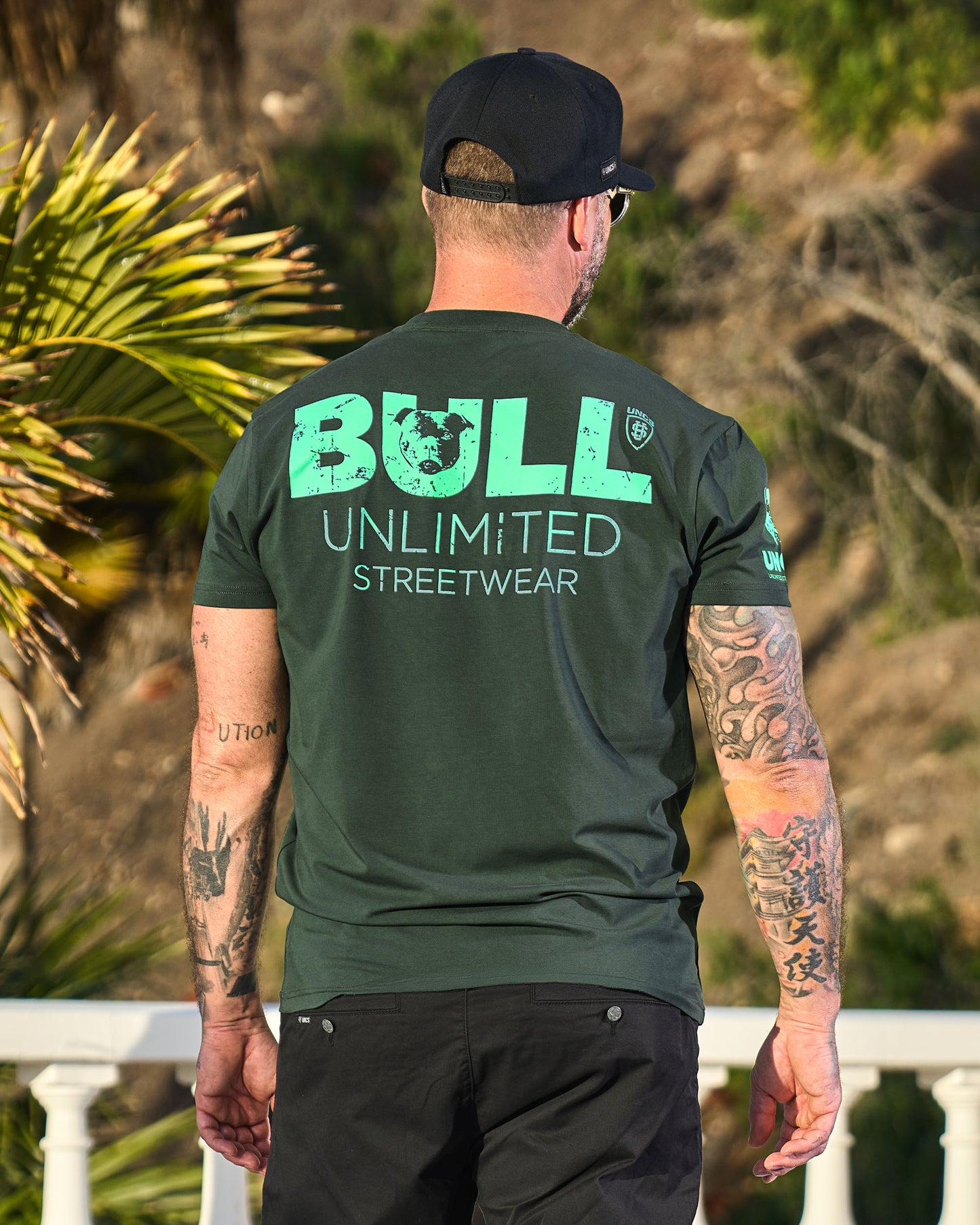 Pánské triko BULL III KHAKI/GREEN