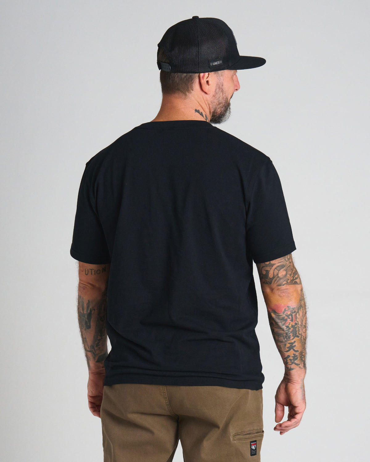 Pánské triko ESSENTIAL BLACK